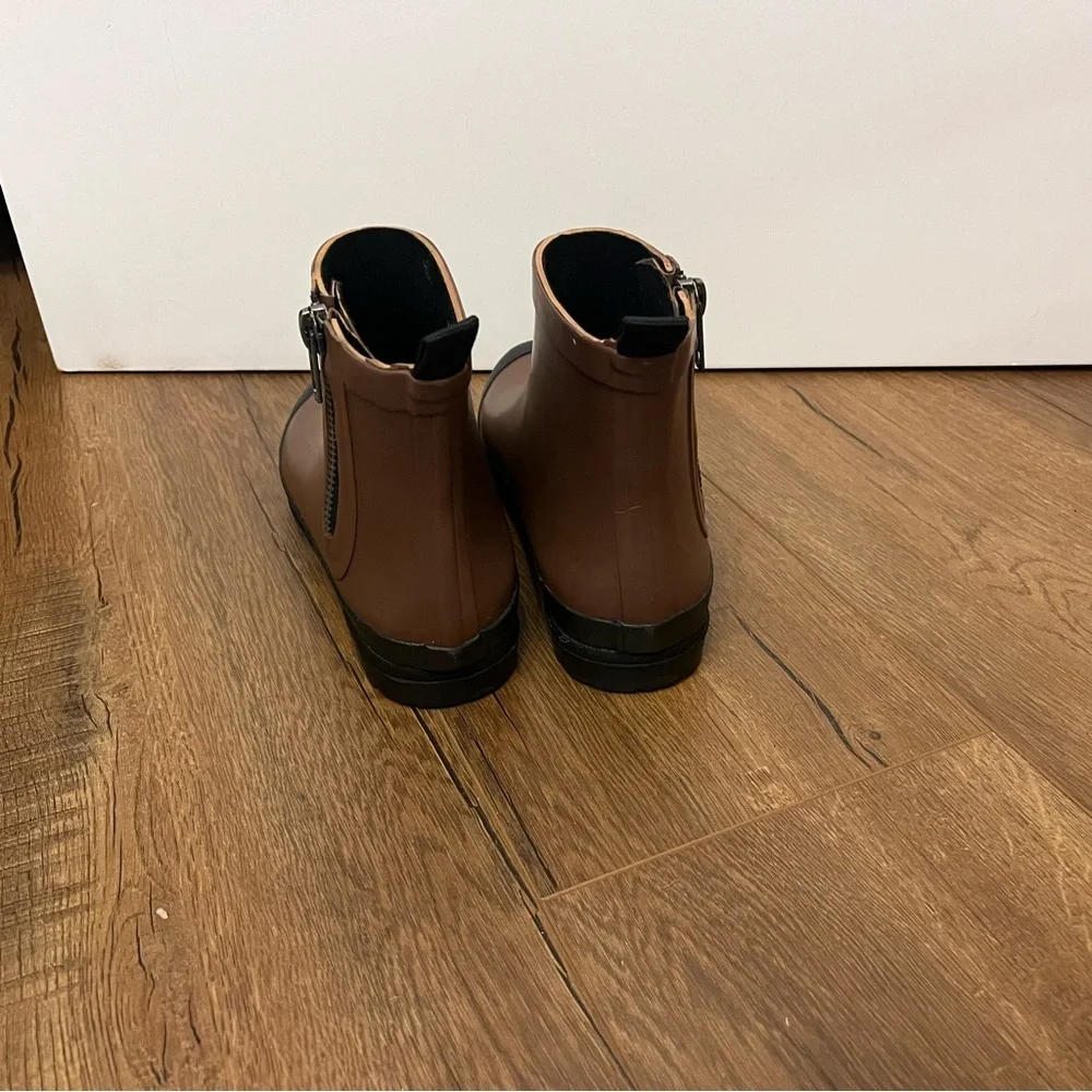 Madewell Brown and Black Winter Boots - Picture 4 of 10